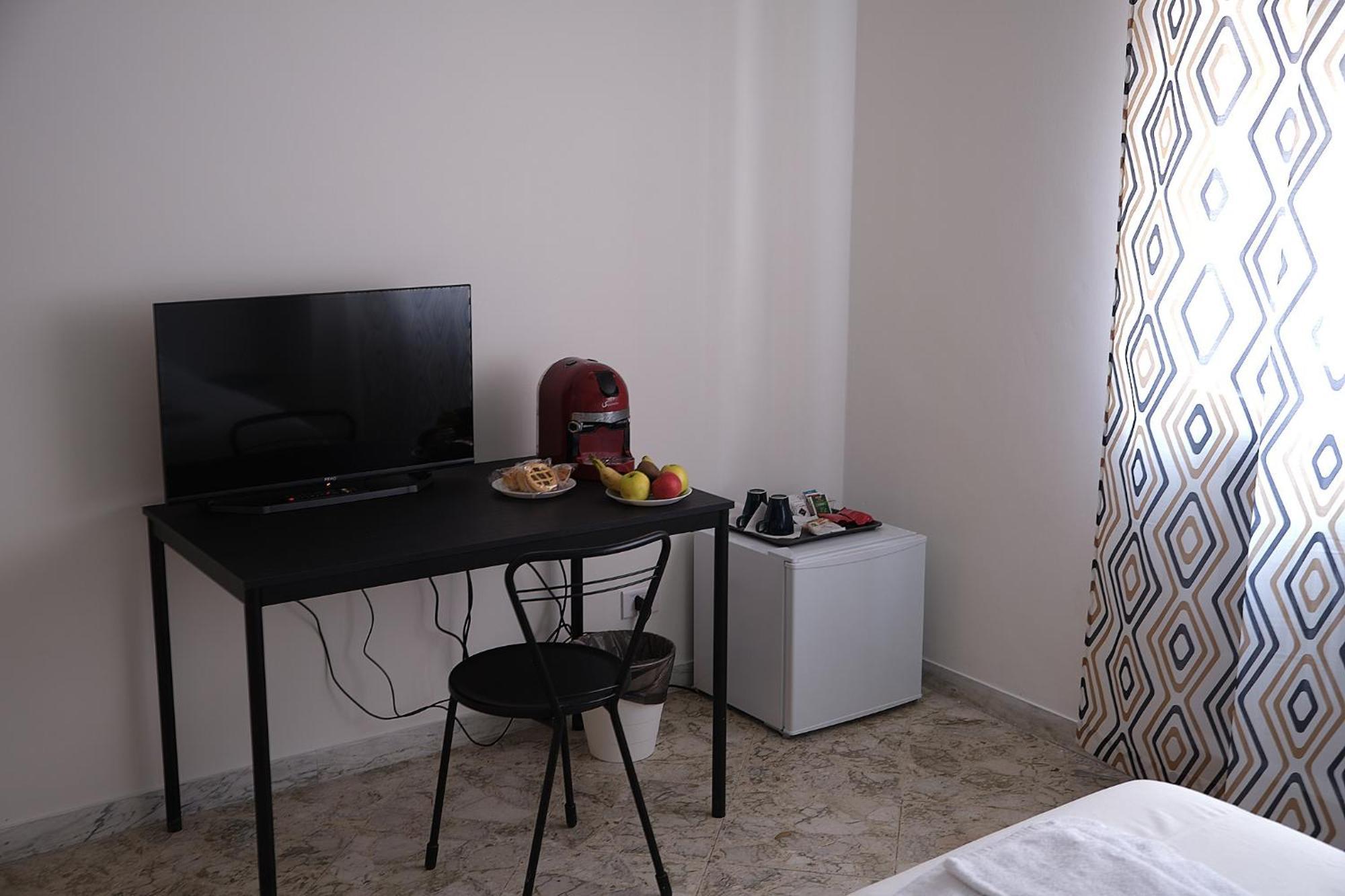 Kamila Guest House Μπάρι Δωμάτιο φωτογραφία